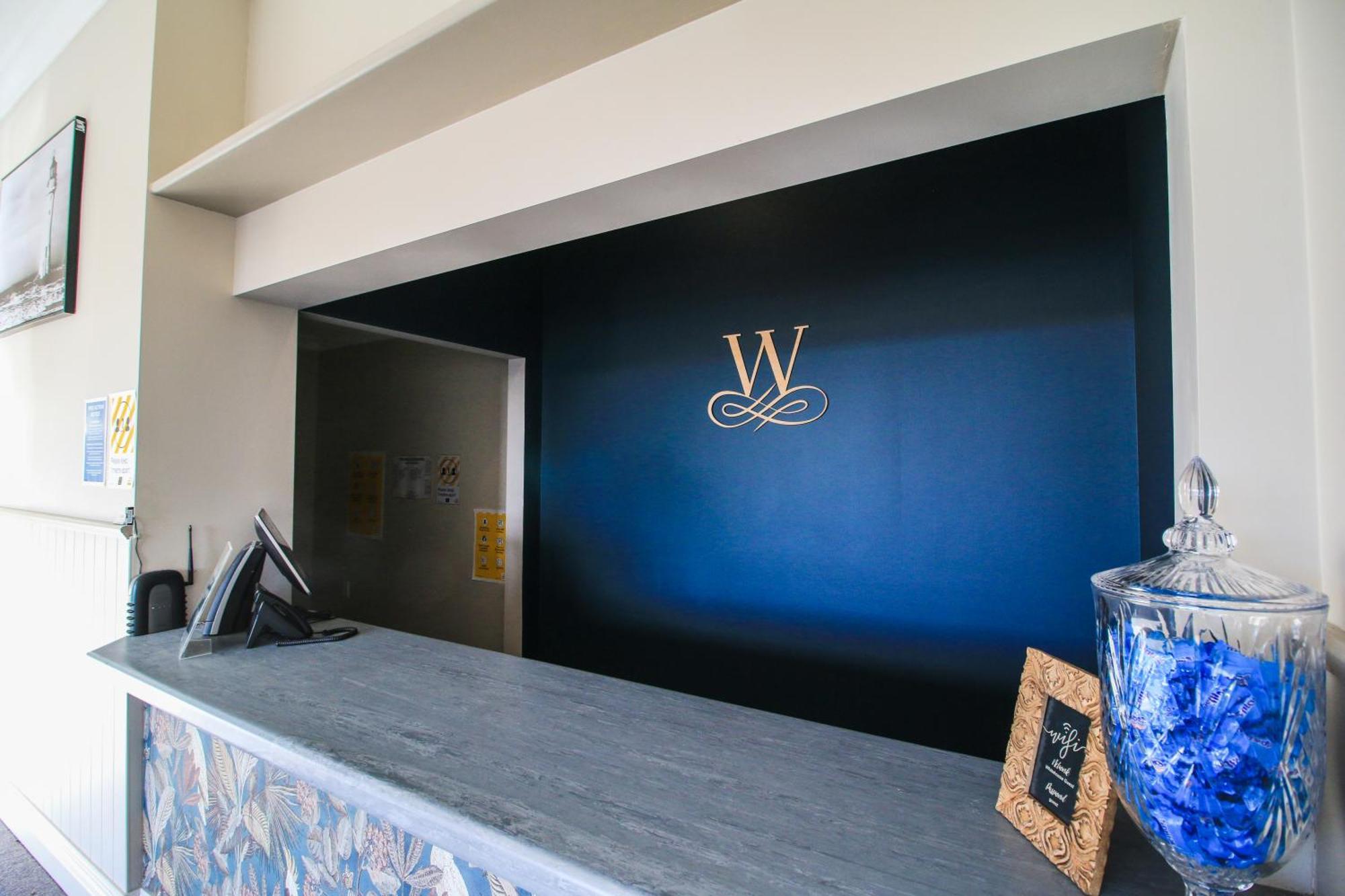 Whitehouse Hotel อินเวอร์คาร์กิลล์ ภายนอก รูปภาพ