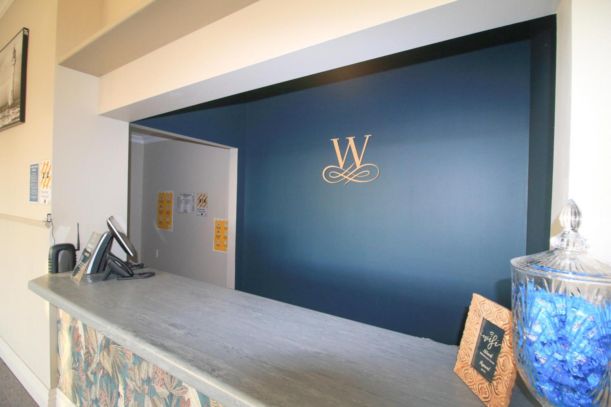 Whitehouse Hotel อินเวอร์คาร์กิลล์ ภายนอก รูปภาพ